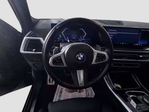 Used 2024 BMW X5 sDrive40i w/ M Sport Package RWD image 10