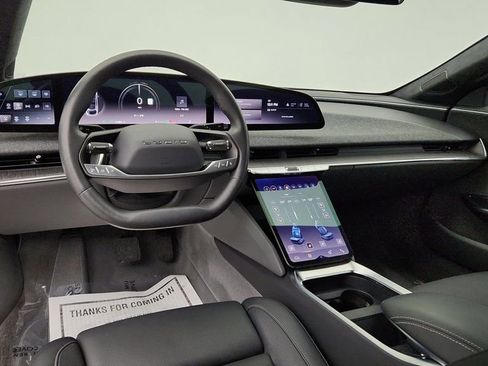 Used 2024 Lucid Air Pure RWD image 12