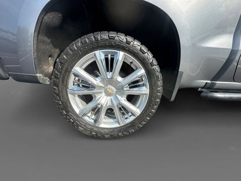 Used 2021 Chevrolet Silverado 1500 RST AWD/4WD image 11