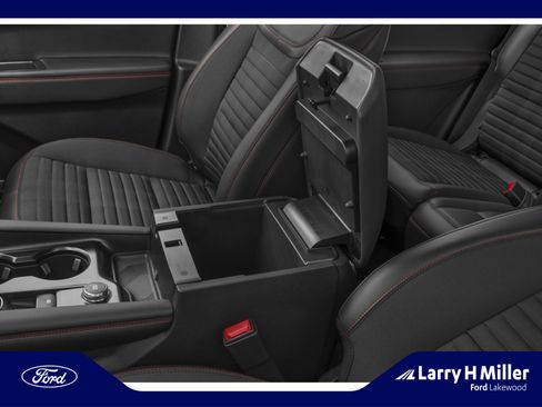 New 2027 Ford Explorer ST-Line AWD/4WD image 9