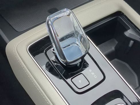 New 2026 Volvo XC90 B6 Ultra w/ Protection Package image 34