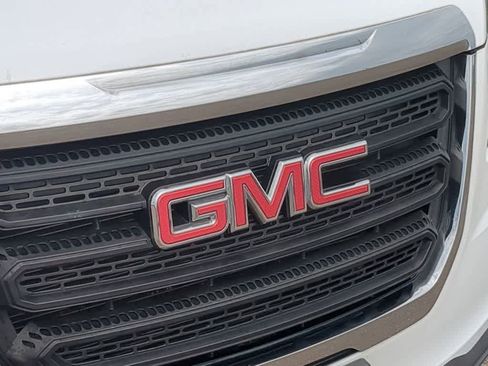 Used 2017 GMC Terrain SLE FWD image 11