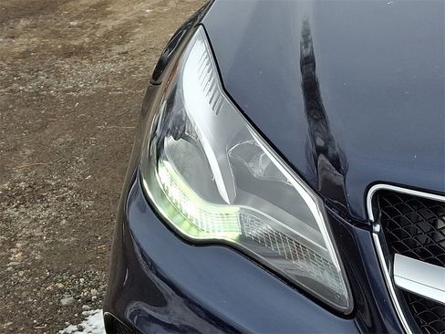 Used 2016 Mercedes-Benz E 400 4MATIC Coupe image 9