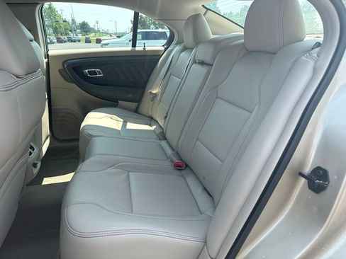 Used 2011 Ford Taurus SEL w/ 201A Rapid Spec Order Code FWD image 11