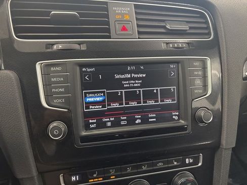 Used 2017 Volkswagen GTI Autobahn image 40