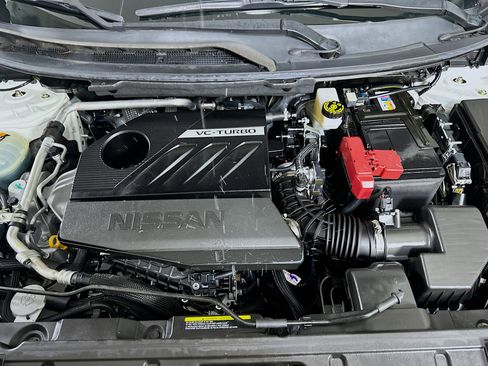 Used 2023 Nissan Rogue SV FWD image 31