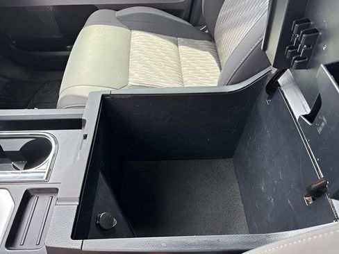 Used 2019 Toyota Tundra SR5 w/ SR5 Upgrade Package image 29