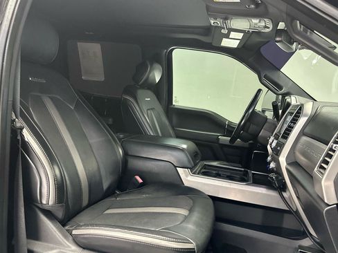 Used 2019 Ford F350 Platinum w/ Platinum Ultimate Package AWD/4WD image 14