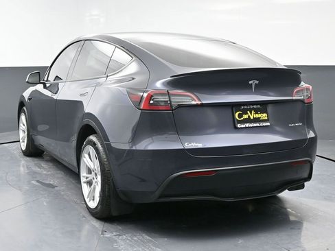 Used 2023 Tesla Model Y Long Range image 6