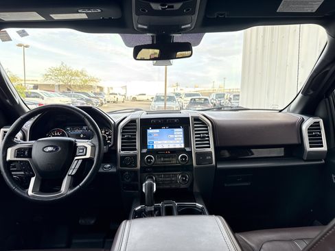 Used 2016 Ford F150 Platinum w/ Equipment Group 701A Luxury image 22