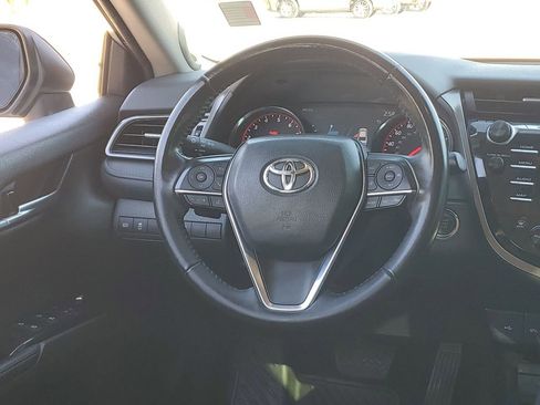 Used 2020 Toyota Camry XSE image 25
