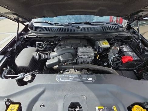 Used 2022 Jeep Wagoneer Series III RWD image 31