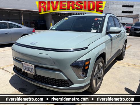 Certified 2024 Hyundai Kona SEL FWD image 1