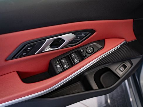 Used 2025 BMW 330i xDrive Sedan image 26