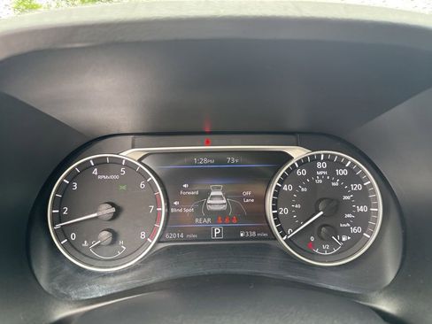 Used 2024 Nissan Sentra SV FWD image 13