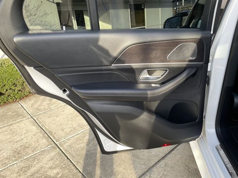 Certified 2023 Mercedes-Benz GLE 350 4MATIC image 37