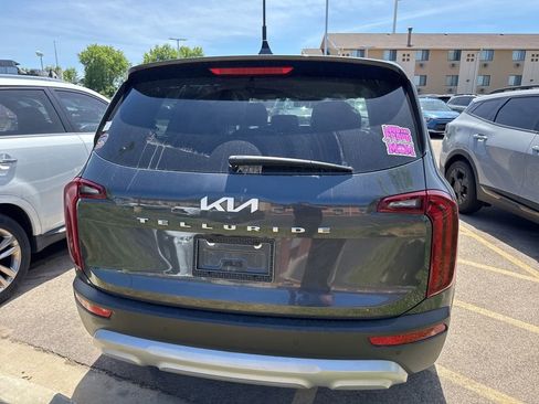 Used 2022 Kia Telluride LX FWD image 4