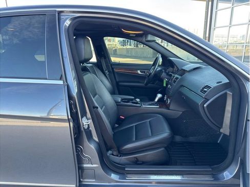 Used 2011 Mercedes-Benz C 300 4MATIC Sedan image 14