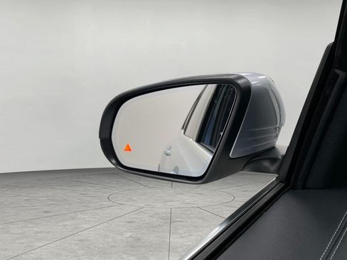 Certified 2026 Mercedes-Benz GLB 250 4MATIC image 19
