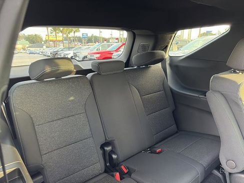 New 2026 Chevrolet Traverse LT w/ Sun and Wheel Package FWD image 11