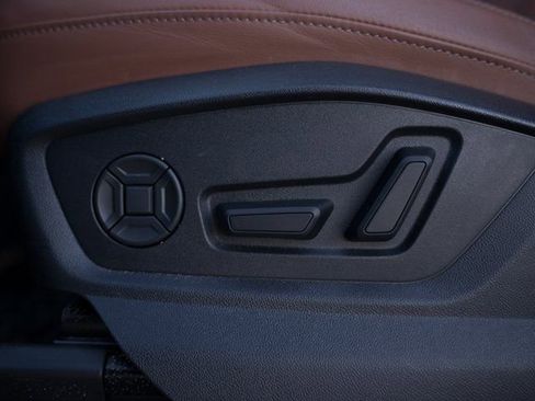 Certified 2025 Audi Q7 2.0T Premium w/ Convenience Plus Package image 20