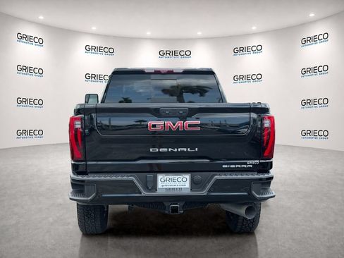 Used 2024 GMC Sierra 2500 Denali w/ Denali Reserve Package AWD/4WD image 6
