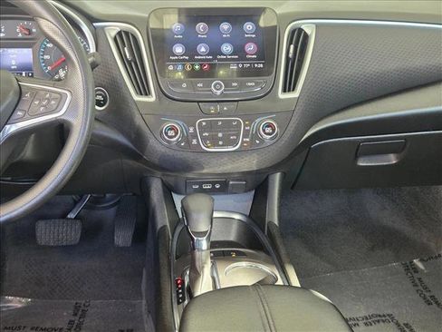 Used 2024 Chevrolet Malibu LT image 14