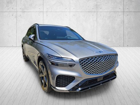 Used 2023 Genesis GV70 2.5T w/ Sport Prestige Package AWD/4WD image 2