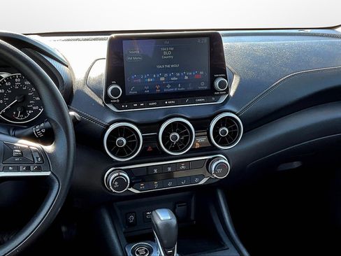 Used 2024 Nissan Sentra SV image 6