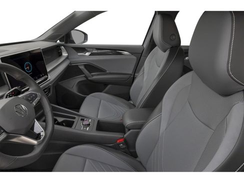 New 2026 Volkswagen Tiguan SE R-Line image 6