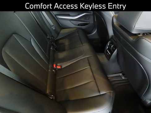 New 2026 BMW 330i xDrive Sedan w/ M Sport Package image 14