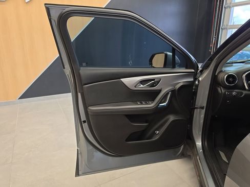 Used 2024 Chevrolet Blazer LT w/ Convenience Package image 14