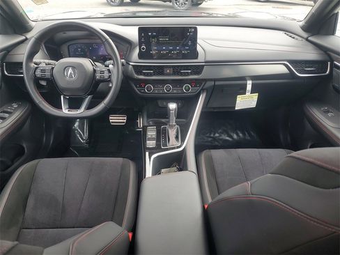 Certified 2025 Acura ADX A-Spec image 18