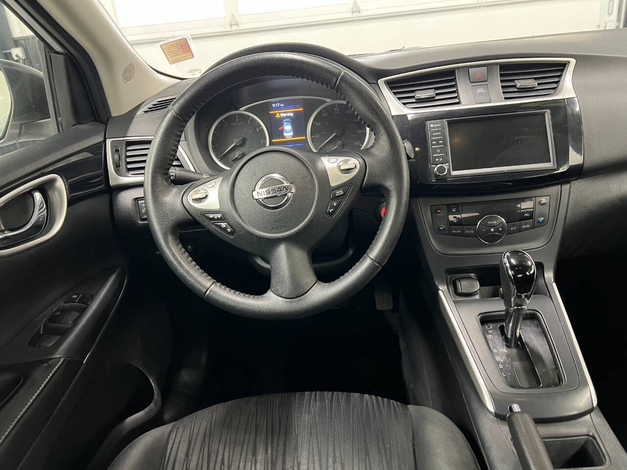 Used 2019 Nissan Sentra SV FWD image 8
