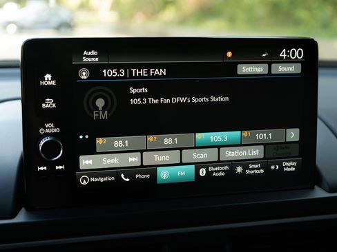 Certified 2025 Honda Pilot Touring image 31