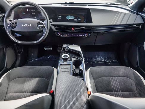 Used 2022 Kia EV6 GT-Line w/ GT-Line Suede Seat Package image 11