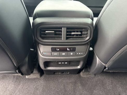 Certified 2024 Honda Pilot EX-L image 15