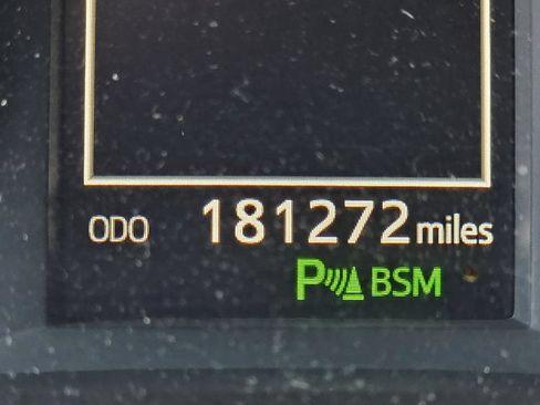 Used 2017 Toyota Highlander Limited FWD image 41