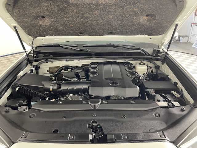 Used 2023 Toyota 4Runner Limited AWD/4WD image 24