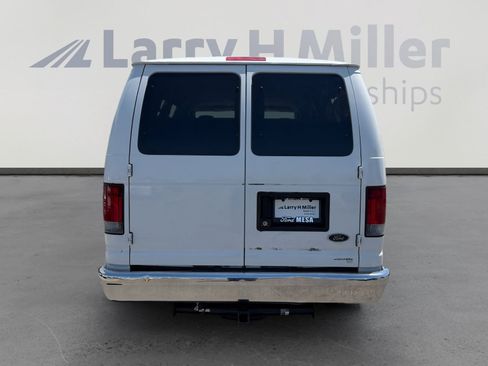 Used 2012 Ford E-350 and Econoline 350 XLT RWD image 4