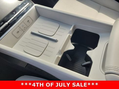 Used 2026 Hyundai Santa Fe SE FWD image 15