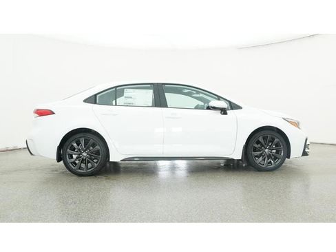 New 2026 Toyota Corolla SE image 27