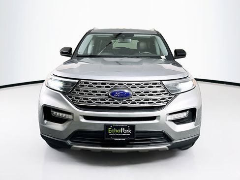 Used 2024 Ford Explorer Limited image 2