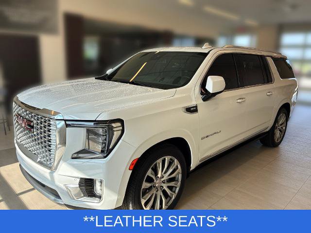 Used 2023 GMC Yukon XL Denali w/ Max Trailering Package AWD/4WD image 5