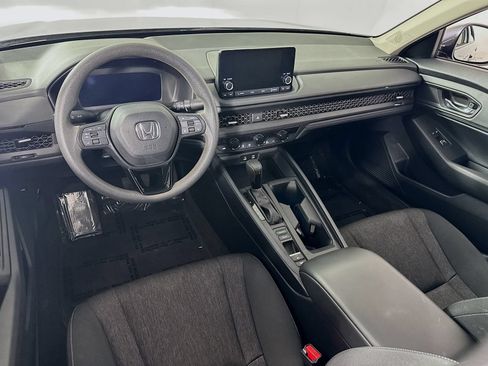 Used 2023 Honda Accord EX image 18