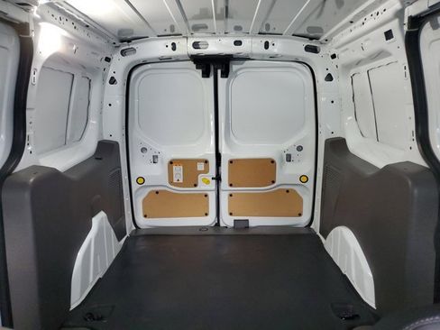 Used 2022 Ford Transit Connect XLT image 38