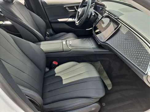 Used 2026 Mercedes-Benz E 350 4MATIC Sedan image 22