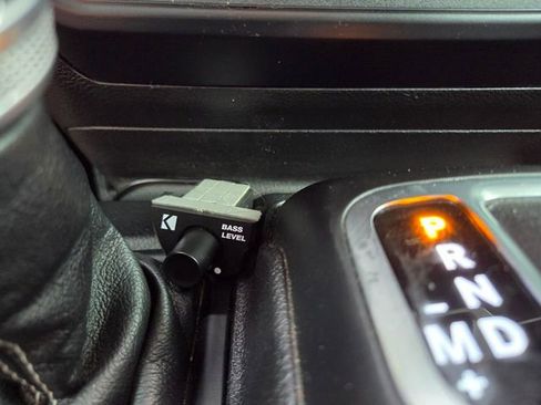 Certified 2019 Jeep Wrangler Unlimited Sahara AWD/4WD image 28