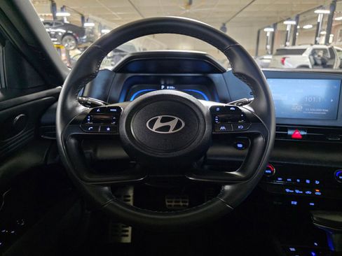 Certified 2025 Hyundai Elantra Sport FWD image 29