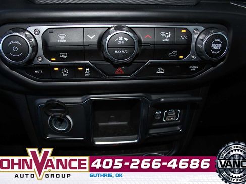 Used 2022 Jeep Wrangler Sport image 26